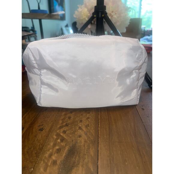 Maelys Cosmetic Bag - Picture 2 of 3